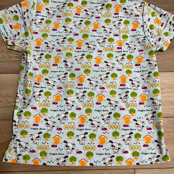 Animal Dog Multi-Color V-Neck Pro Active Scrubs Uniform Medium - Picture 4 of 4